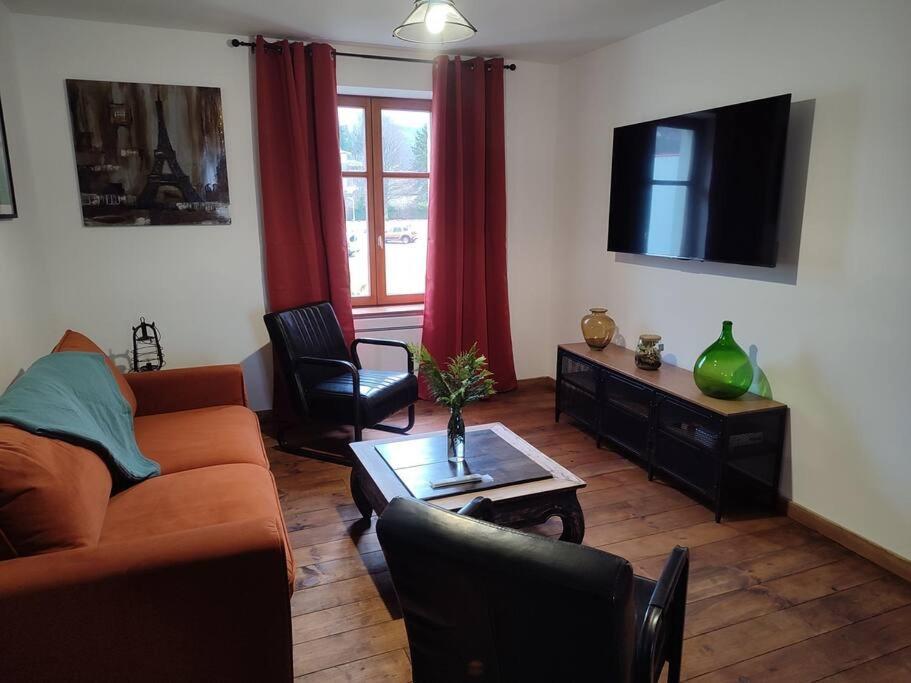 Logement Spacieux Fraize Bagian luar foto
